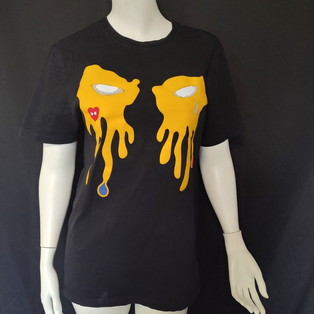 Roku Studio shirt medium graphic cartoon dripping eyes yellow FLAWS
